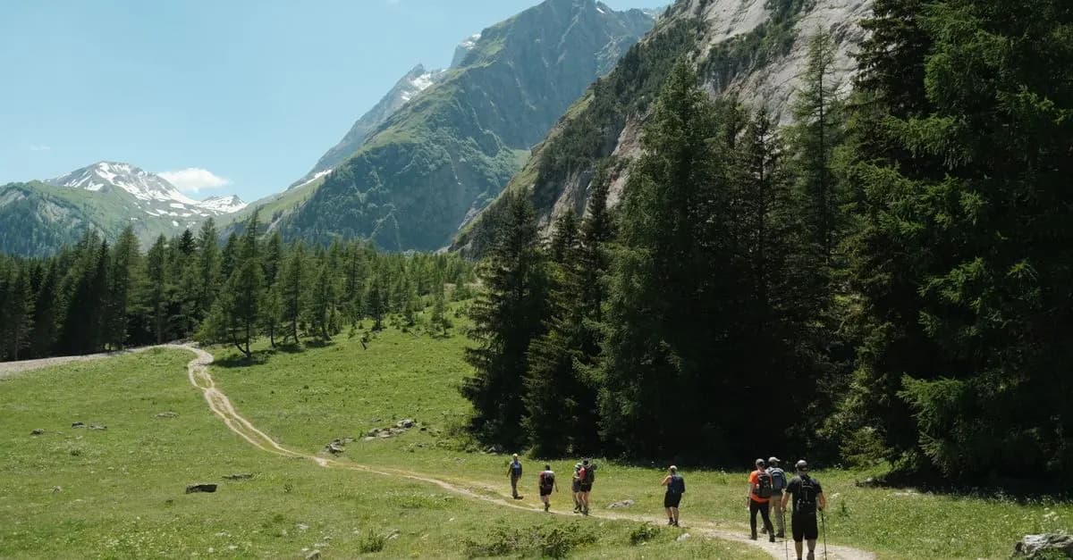 Comment Intégrer le Yoga dans Votre Escapade Bien-Être