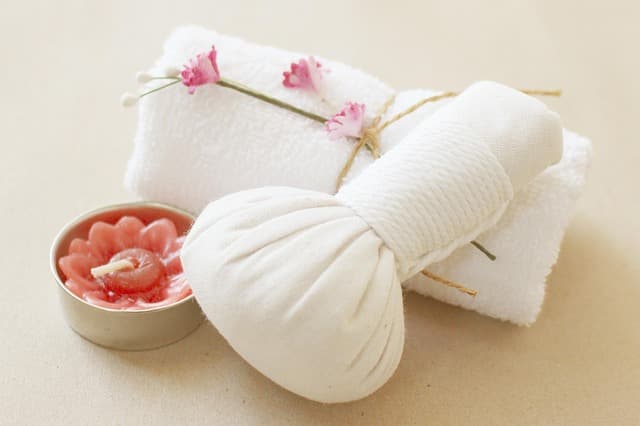 Les Meilleurs Soins Naturels à Tester lors de Votre Escapade Bien-Être